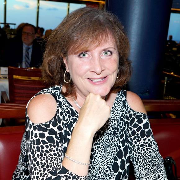 Meet your Posher, Angela - Picture 1 of 1